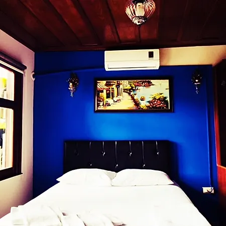 Onuncukoy (adults Only)